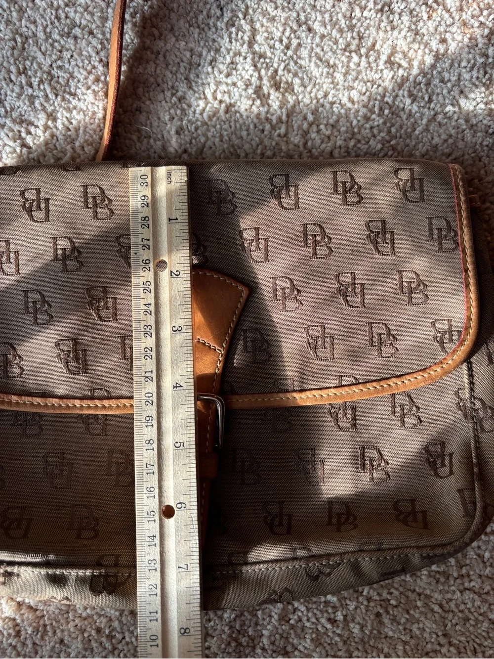 Dooney & Bourke such good